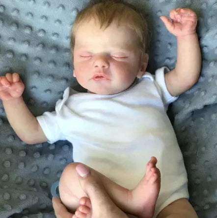 18palcová panenka Sam Bebe Reborn kluk